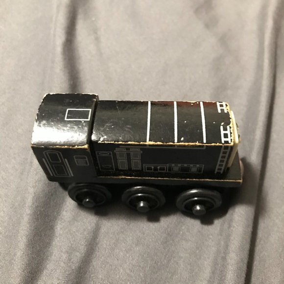 Thomas and Friends - Diesel, Arry and Bert - Picture 5 of 6